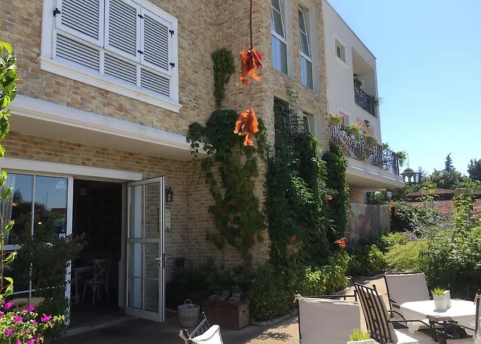 מלון The Step Family סאני ביץ'