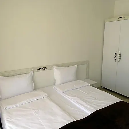 Hotel The Step Family 2*